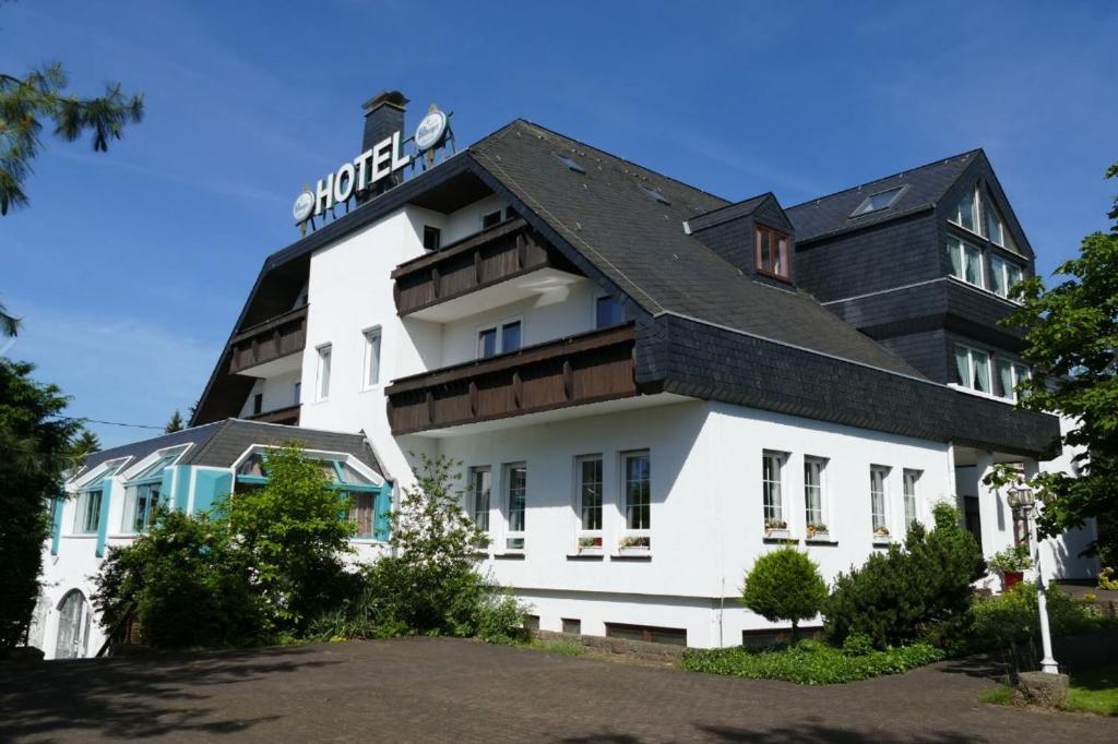 Zenner's Landhotel Echternacherhof 2, 54309  Newel