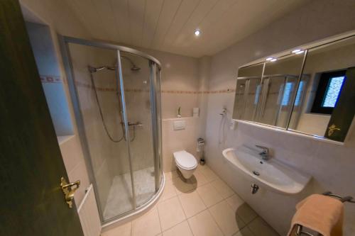 Hôtel Hotel Zum Deutschen Haus Frankfurter Straße 18 Glashütten
