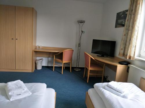 Maison d'hôtes Hotel Zum Grünen Tor Carenaallee 15 Hoppegarten