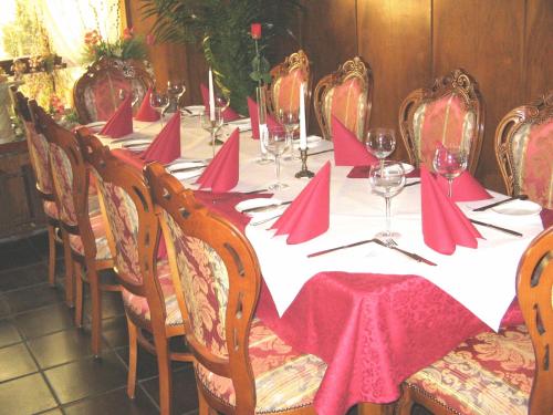 Hôtel Hotel zum Lamm Schloßstraße 25-27 Gundelsheim