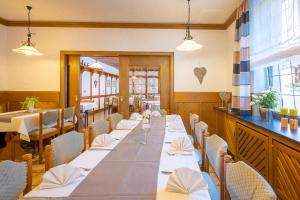 Hôtel Zum Lindenbaum 26 Attendorner Straße 57413 Finnentrop Rhénanie du Nord - Westphalie