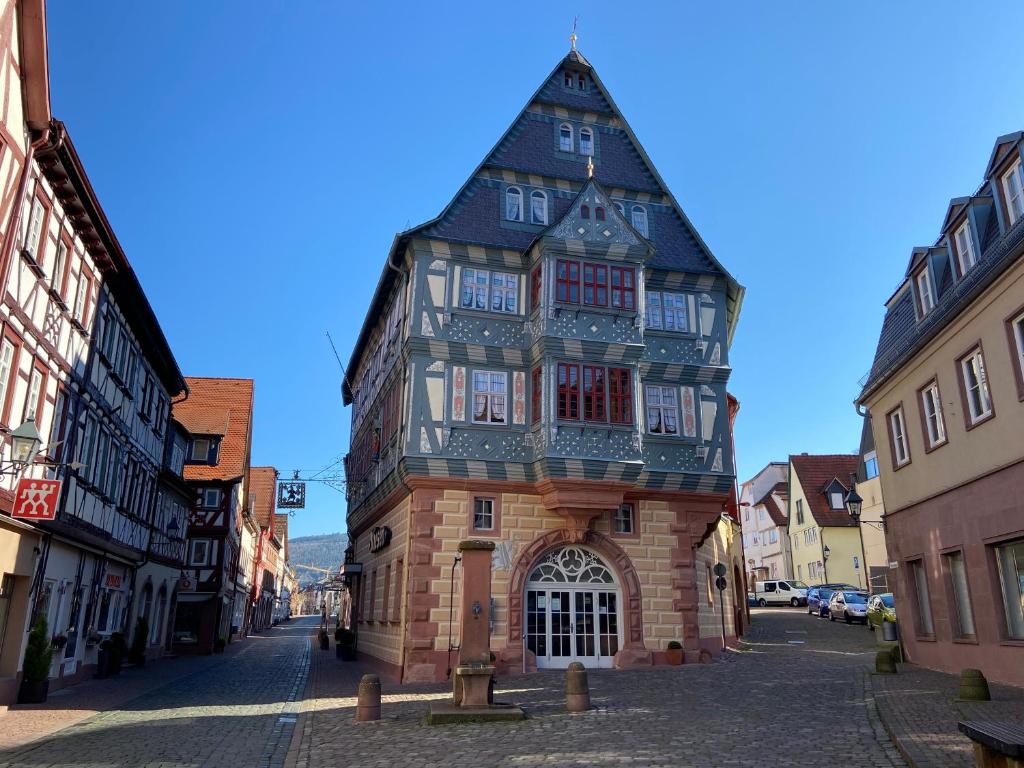 Hôtel Hotel zum Riesen Hauptstrasse 97, 63897 Miltenberg