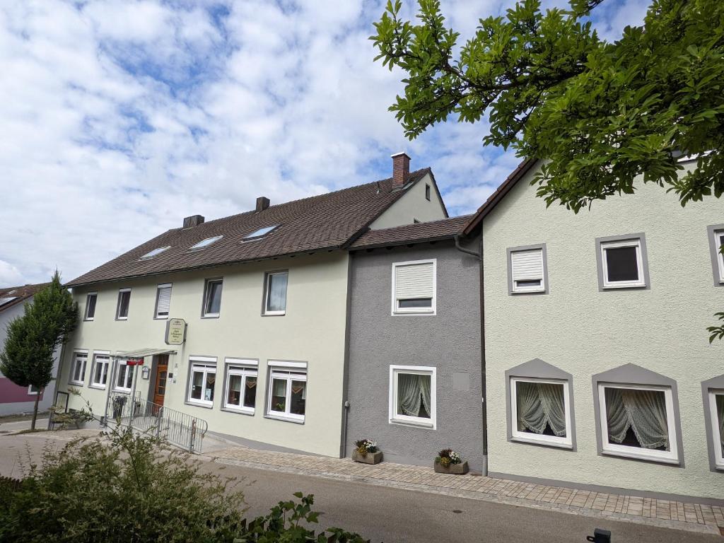 Zum Schwarzen Bären Dorfstraße 8, Oberlind, 92648 Vohenstrauß