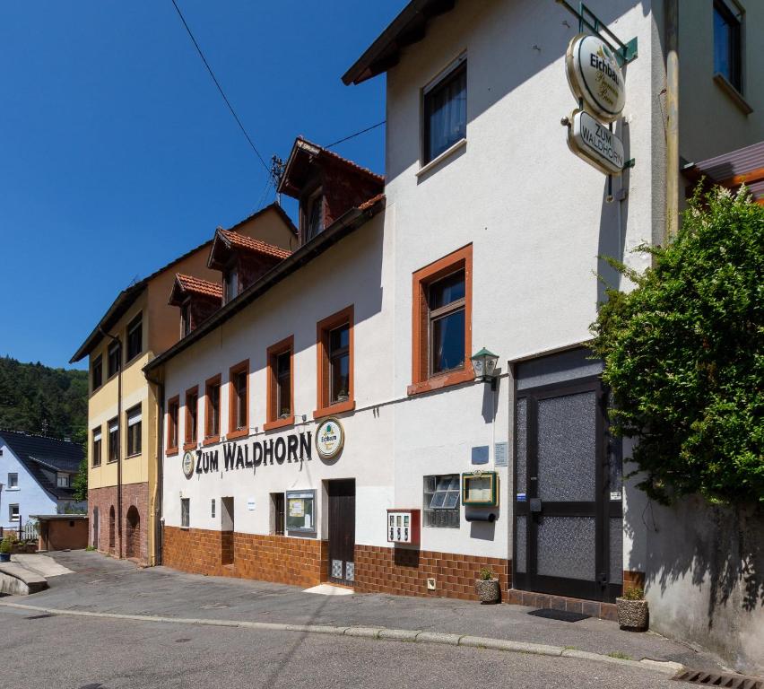 Zum Waldhorn Peter-Wenzel-Weg 11, 69118 Peterstal