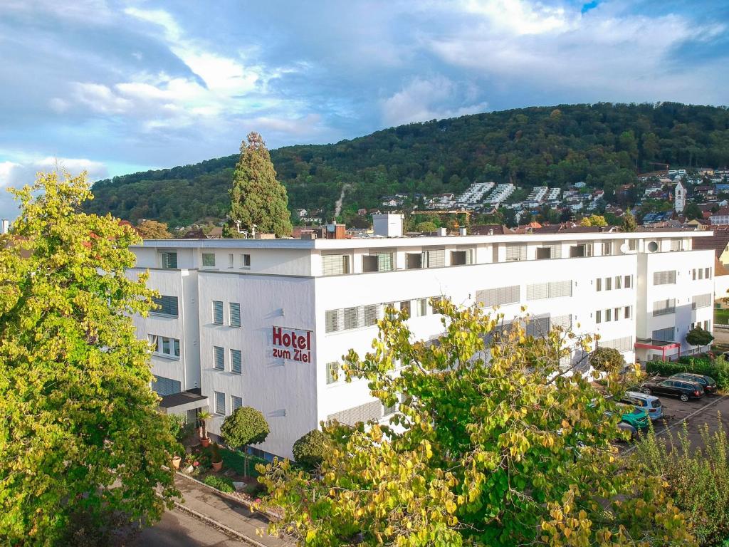 ZUM ZIEL Hotel Grenzach-Wyhlen bei Basel Güterstraße 5, 79639 Grenzach-Wyhlen