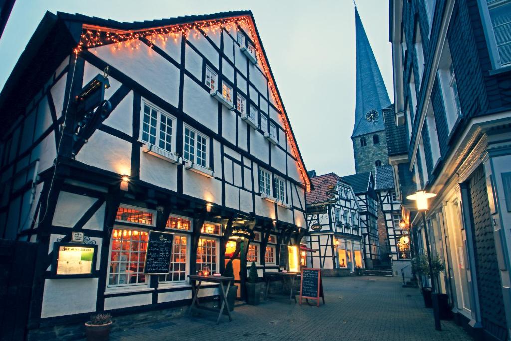 Hôtel Zur alten Krone 8 Steinhagen 45525 Hattingen