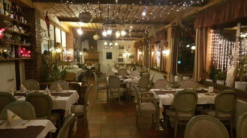 Hotel Zur Engelsburg Hausen-Wied allemagne