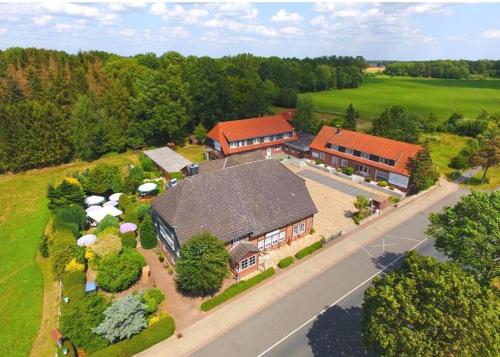 Hôtel Hotel Zur Erholung & Restaurant Amme's Landhaus Braunschweiger Str. 2 Eicklingen