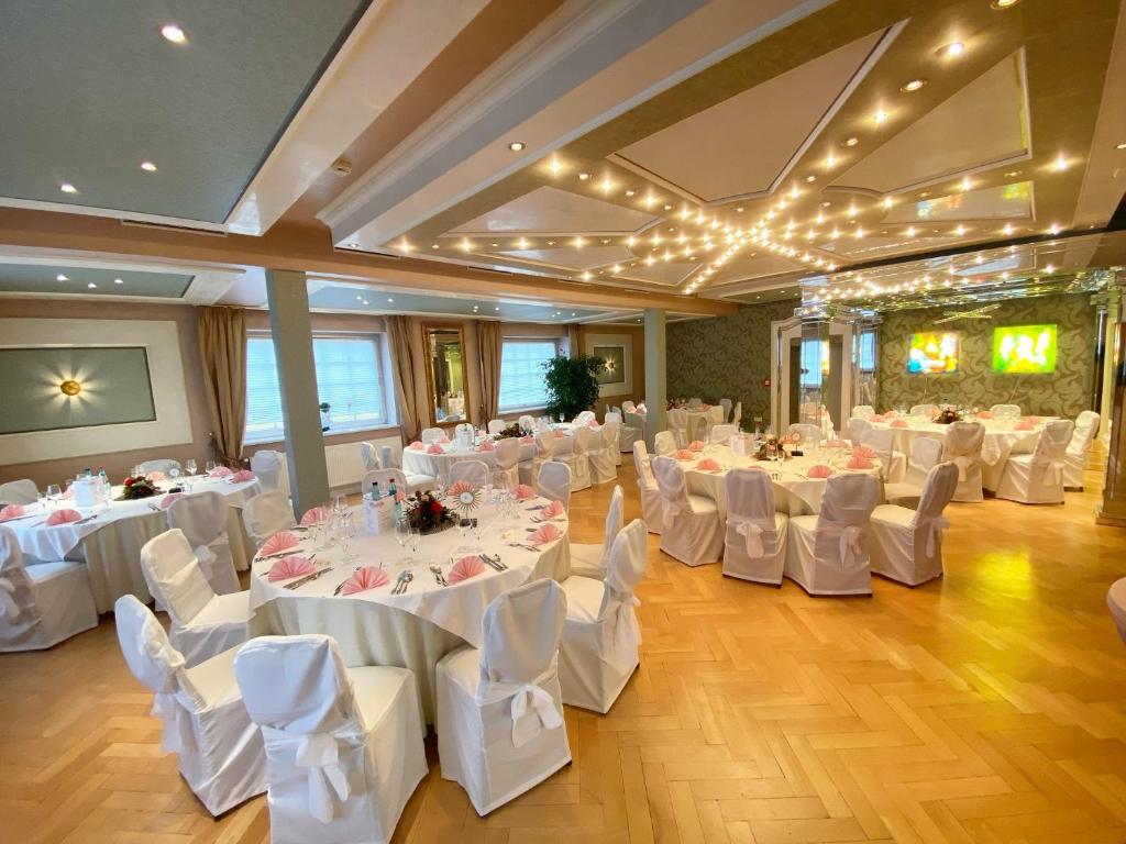Hôtel Hotel zur goldenen Sonne Obergasse 17-19, 61250 Usingen