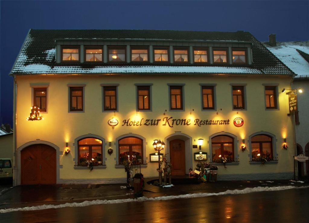 Maison d'hôtes Hotel zur Krone Mürlenbacherstraße.1, 54574 Birresborn