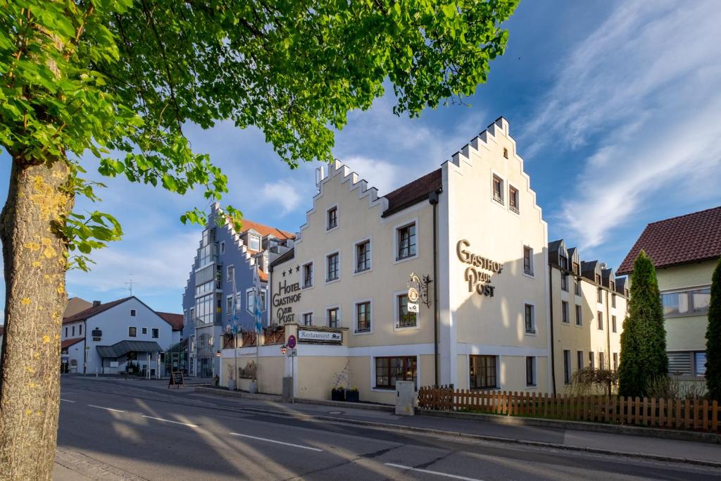 Zur Post Kümmersbruck Hotel & Tiny Houses Vilstalstraße 82, 92245 Kümmersbruck