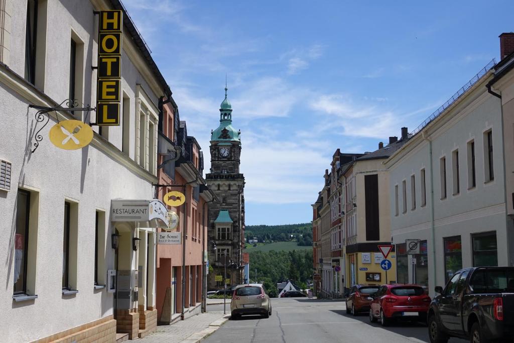 Hôtel Hotel Zur Sonne August-Bebel-Str. 2, 08223 Falkenstein