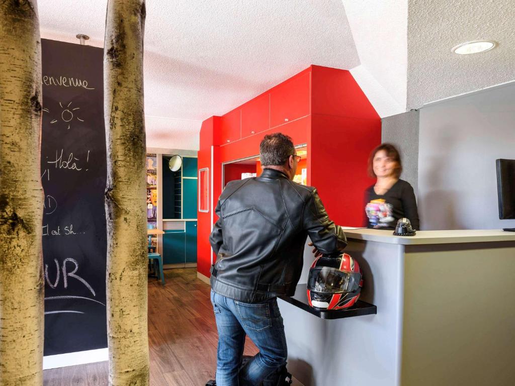 Hôtel hotelF1 Amiens Est 12 rue des Indes Noires - P�le Jules Verne, 80440 Glisy