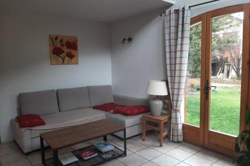 House for 6 personns with 4 bedrooms and 1 bathroom La Clarée Val-des-Prés france