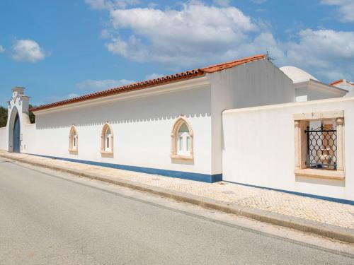 Maison de vacances House with authentic tiling and antique furniture  Montemor-o-Novo