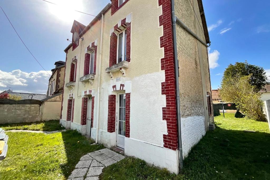 Maison de vacances House With Garden In The Centre And Near Beach 153 Rue Gambetta, 14150 Ouistreham