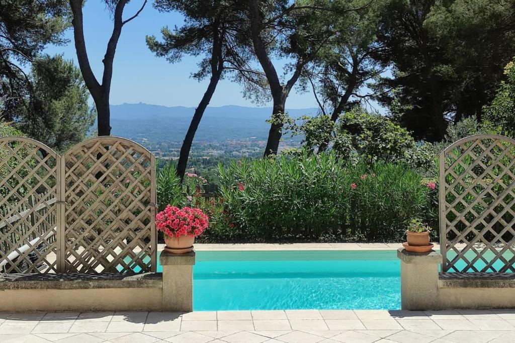 Maison de vacances House with pool and garden in Aix-en-provence 445 Chemin d'Eguilles, 13090 Aix-en-Provence