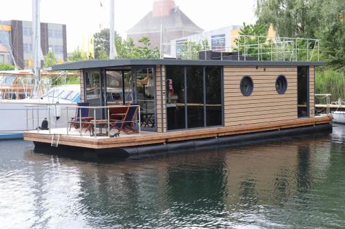 Houseboat Lina, Flensburg Flensbourg allemagne