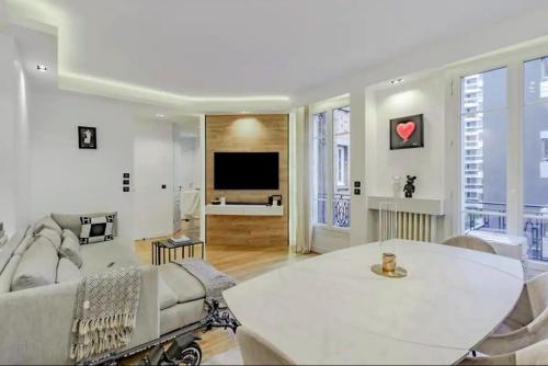 Appartement HSH Luxueux Appartement Belles Feuilles Trocadero 18 Rue des Belles Feuilles Paris