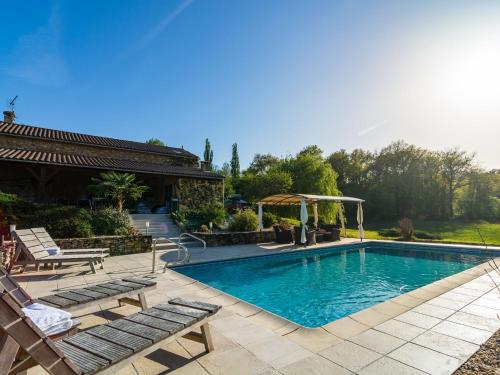 Huge Holiday Home in Aquitaine with Private Swimming Pool Larzac france