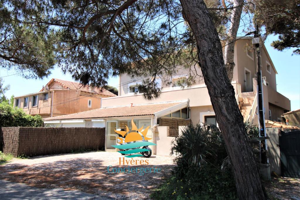 Appartement Hyères-plage -T2 neuf rdj/clim- La Capte 84 Avenue de la Pinède, 83400 Hyères