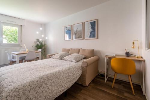 Appartement HYGGE - Superbe Apt rénové Rouen Gare avec parking privatif 1 Rue Senard Rouen