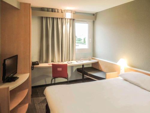 Ibis Auray Auray france