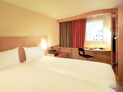 Hôtel ibis Berlin Dreilinden Heinrich-Hertz-Str. 1 Kleinmachnow