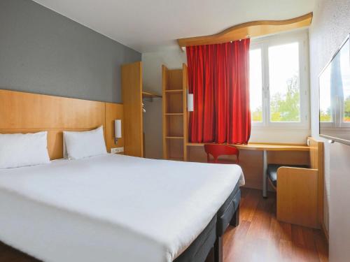 Hôtel ibis Chalons en Champagne Route de Suippes D977 Châlons-en-Champagne