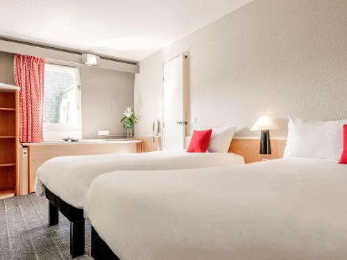 ibis Lourdes Centre Gare Lourdes france