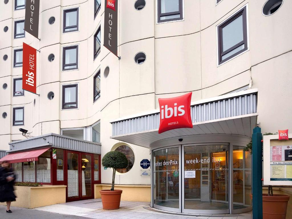 Hôtel ibis Orleans Centre Foch 4 Rue du Marechal Foch, 45000 Orléans