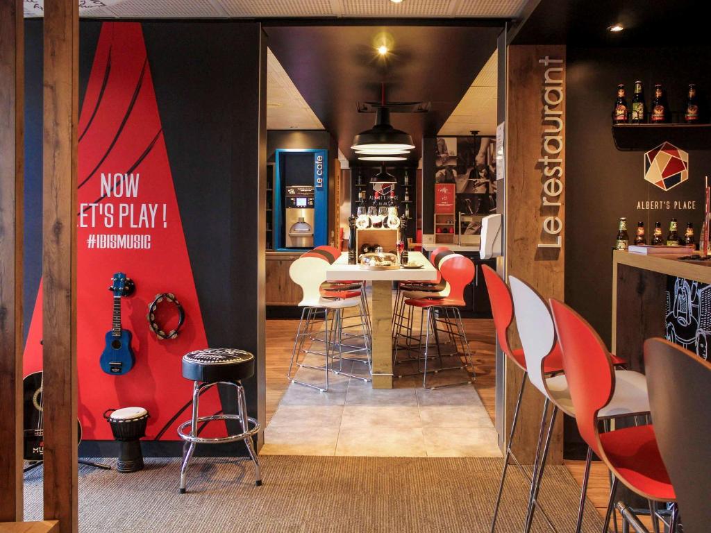 Hôtel ibis Paris Gennevilliers 32 Rue Louis Calmel, 92230 Gennevilliers