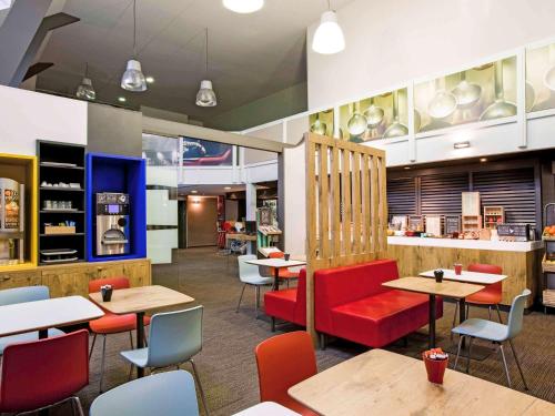 Hôtel Ibis Provins 77 av du General de Gaulle Provins