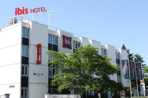 Hôtel ibis Saint-Denis Stade Ouest 20, rue Jules Saulnier Saint-Denis