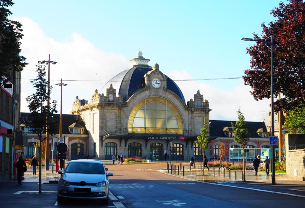 Hôtel ibis Styles Saint Brieuc Gare Centre 51 Rue De La Gare, 22000 Saint-Brieuc