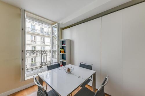 Appartement ID 308 Châtelet Rivoli 25 Rue Saint-Denis Paris