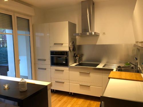 Ideal flat Val d'Europe Disneyland with Parking Serris france