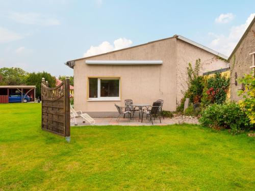 Idyllic Bungalow in Pepelow with Garden near Seabeach Pepelow allemagne