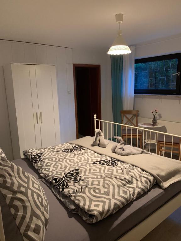 B&B / Chambre d'hôtes Idyllisches Zimmer in ruhiger Lage Boppard am Rhein 1 Kiefernweg, 56154 Boppard