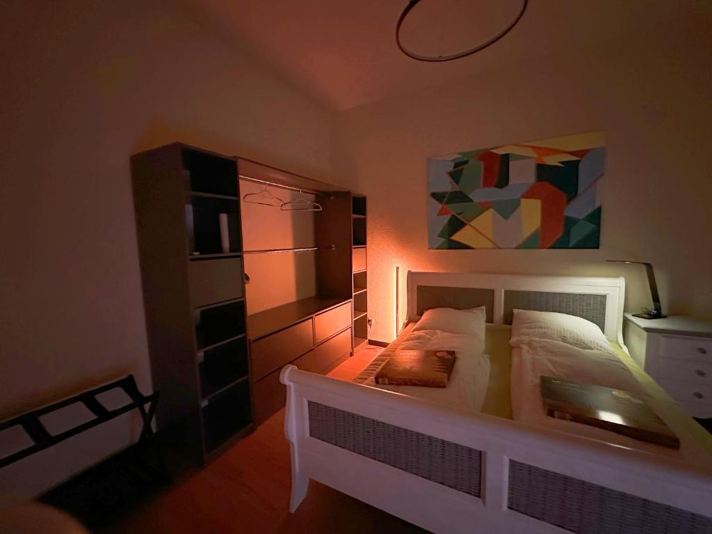 Appartement IGO Apartment 2 Schlafenzimmer mit Waschmaschine Trockner Haustier Rheinufer 5min Netflix Disney plus 17-6 17 Annastraße, 47226 Duisbourg