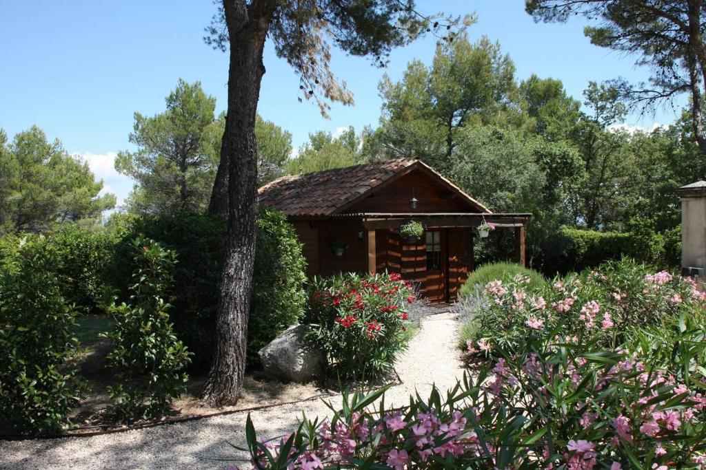 Chalet Il Sole Saint Canadet 340 Chemin de la Ricarde, 13610 Le Puy-Sainte-Réparade