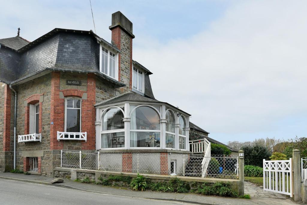 Maison de vacances Ile Celée - Maison de caractère proche plage 12 rue de l'Ile Cellée, 35800 Dinard