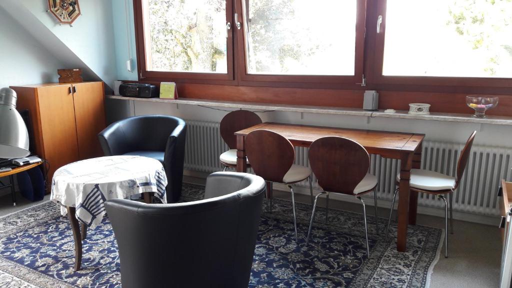 Appartement Im Baumhaus Ourtalstraße 73, 54675 Roth