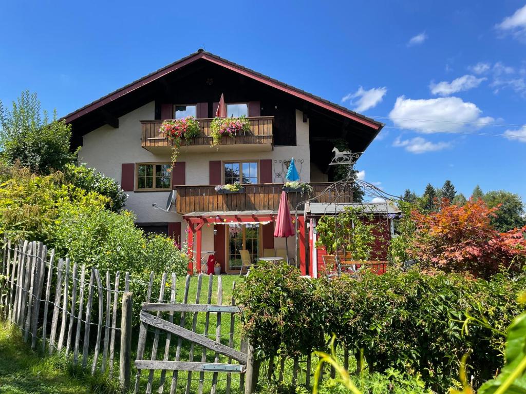 Appartement Im- Oberland - Berg - KönigsCard 24 Prentstraße, 82433 Bad Kohlgrub