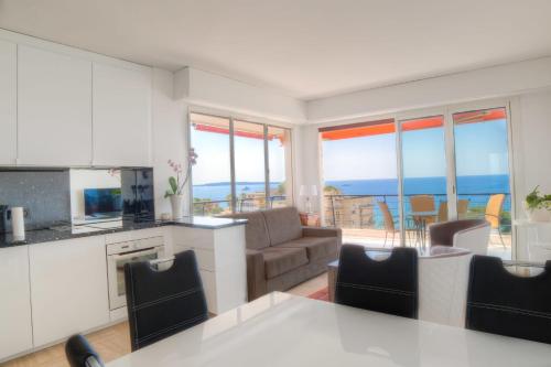 IMMOGROOM- 2 bedrooms -Panoramic Sea view - Huge Terrace - Beach Cannes france