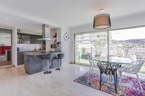 Appartement IMMOGROOM - Apartment with terrace - AC - Parking 91 Boulevard Carnot Cannes