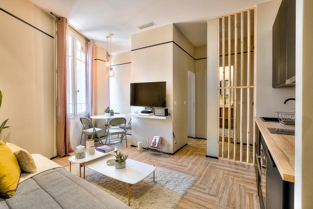 Appartement IMMOGROOM - Cosy apartment - Air conditioning - Wifi - Shopping streetbar 16 Rue Mimont, 06400 Cannes