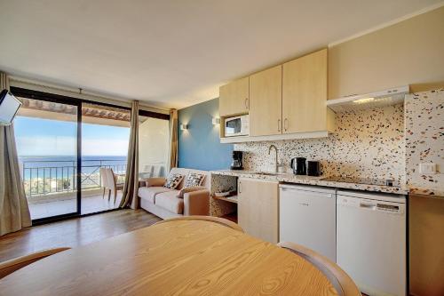 Appartement IMMOGROOM Cosy Modern Sea view Terrace AC Parking - CONGRESSBEACHES 33 avenue Amiral Wester Wemyss Cannes