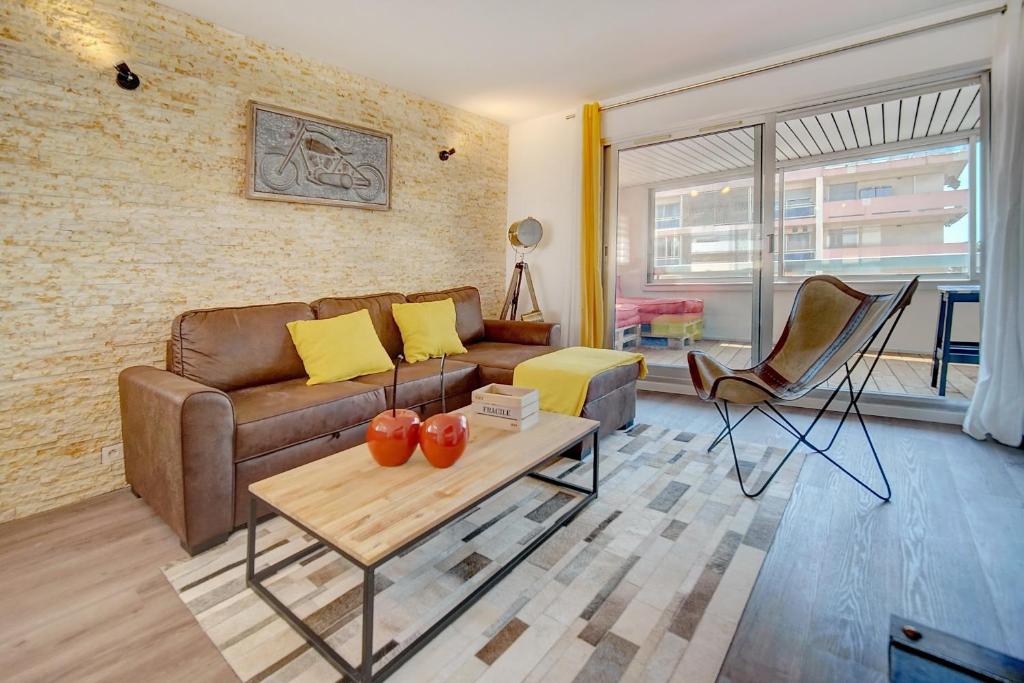 Appartement IMMOGROOM - Renovated -Parking - AC - Terraces 25 Boulevard Alexandre III, 06400 Cannes