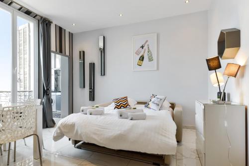 IMOOGROOM - Modern - City Center - AC - 9 min from the Palais Cannes france